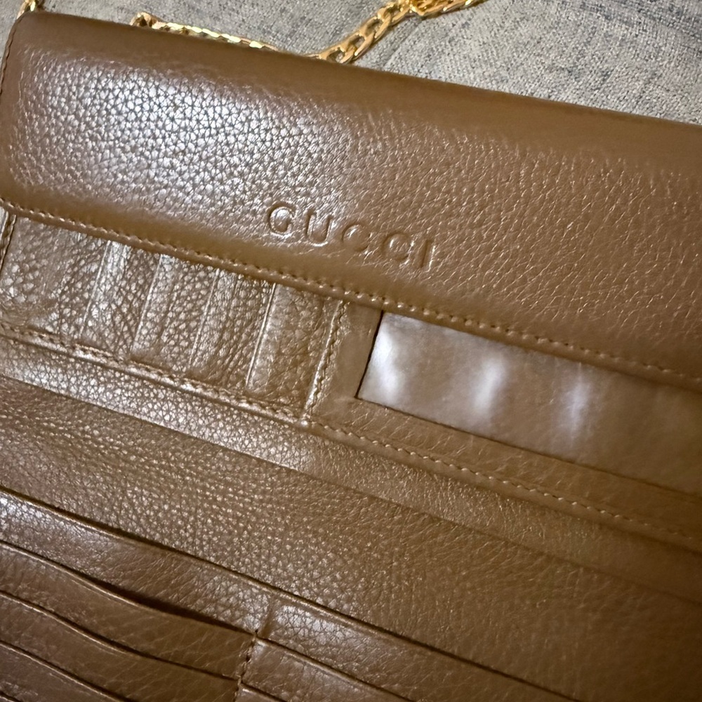 Gucci✨Long Pebbled Leather Continental Travel Organizer Flap Wallet Gold Chain - Picture 4 of 13